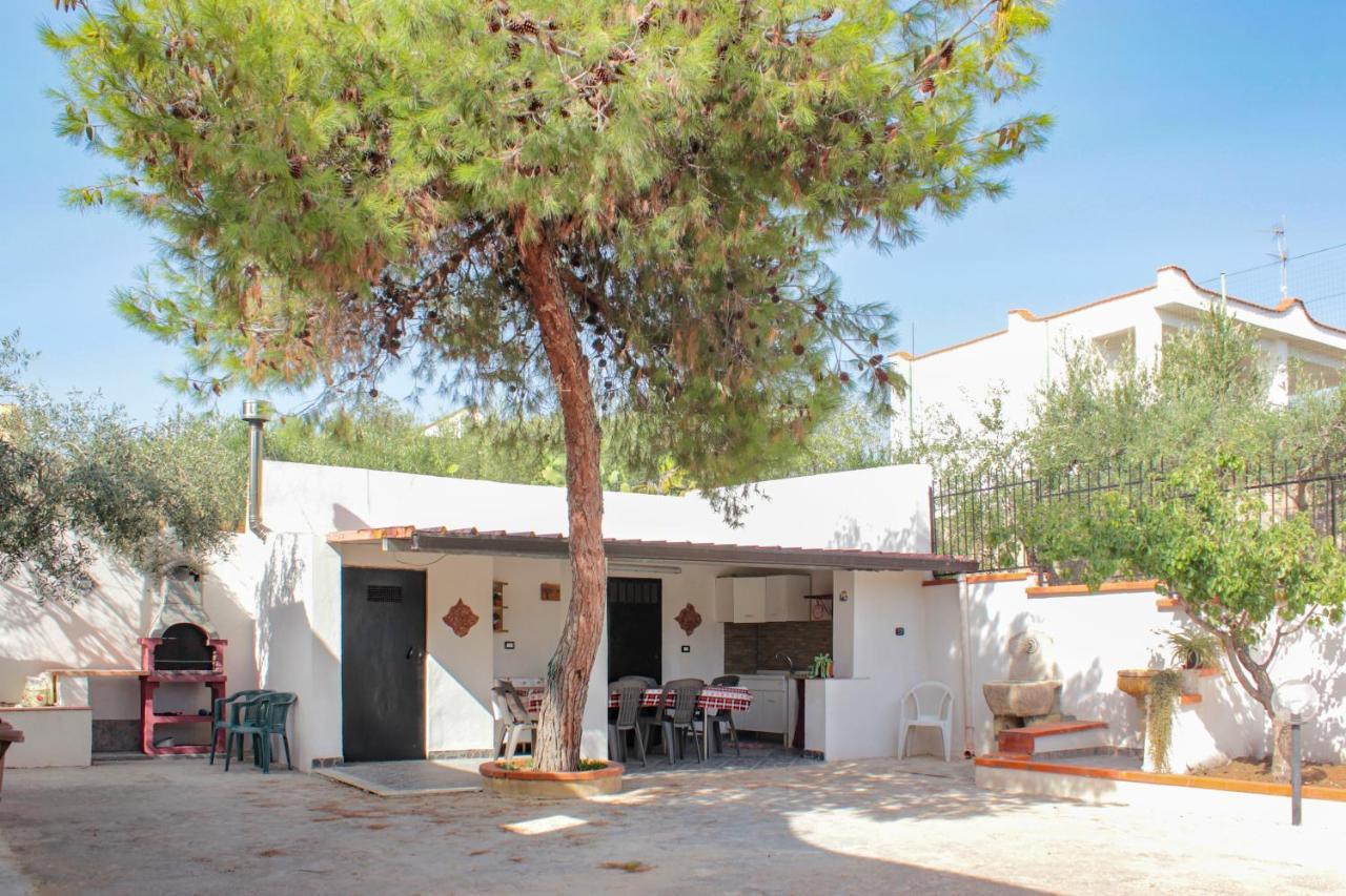 Villa Rosanna شاكا المظهر الخارجي الصورة